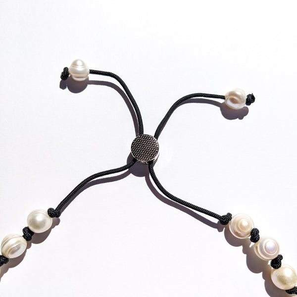 Paracord Pearls // Limited Edition // Black and Chrome