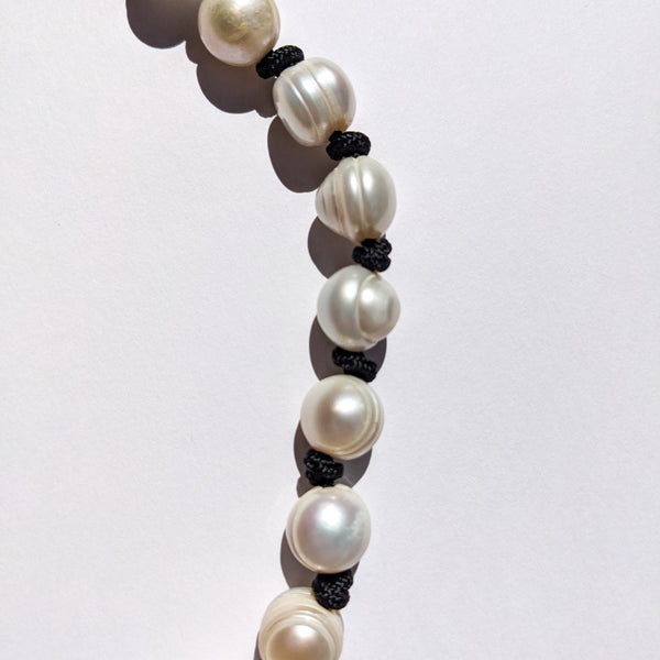 Paracord Pearls // Limited Edition // Black and Chrome