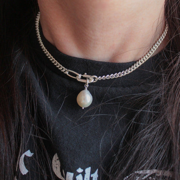 Pearl Choker