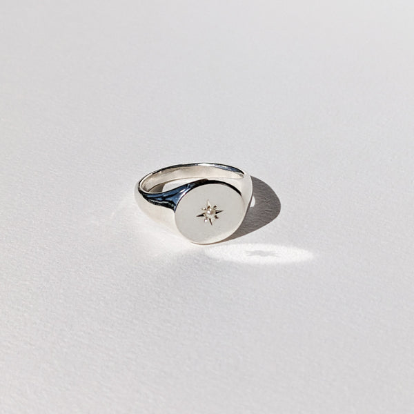 Signet Ring // Round // Gemstone
